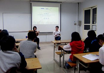 R Talk 3 tiếp tục đồng hành cùng sinh viên ĐHKT